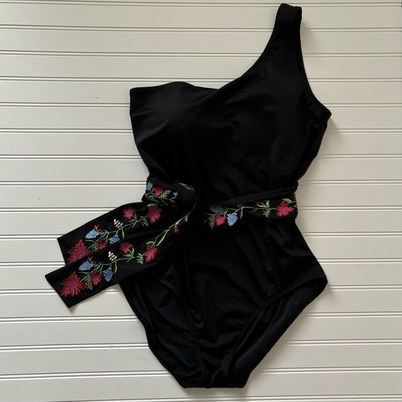 HermozaWomen's Johanna Floral Embroidered Belt One Piece Swimsuit Size 14